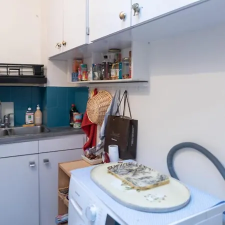 Apartment Superb Bright Apt, Beautiful View Near Republique